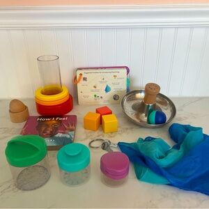 Lovevery | The Explorer Play Kit | Months 9-10